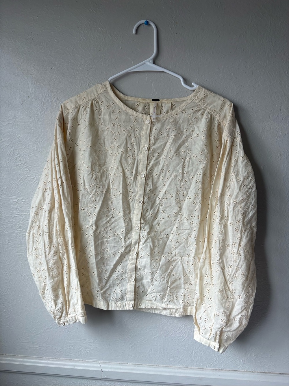 Free People Cream Eyelet Button-Up Blouse size xs